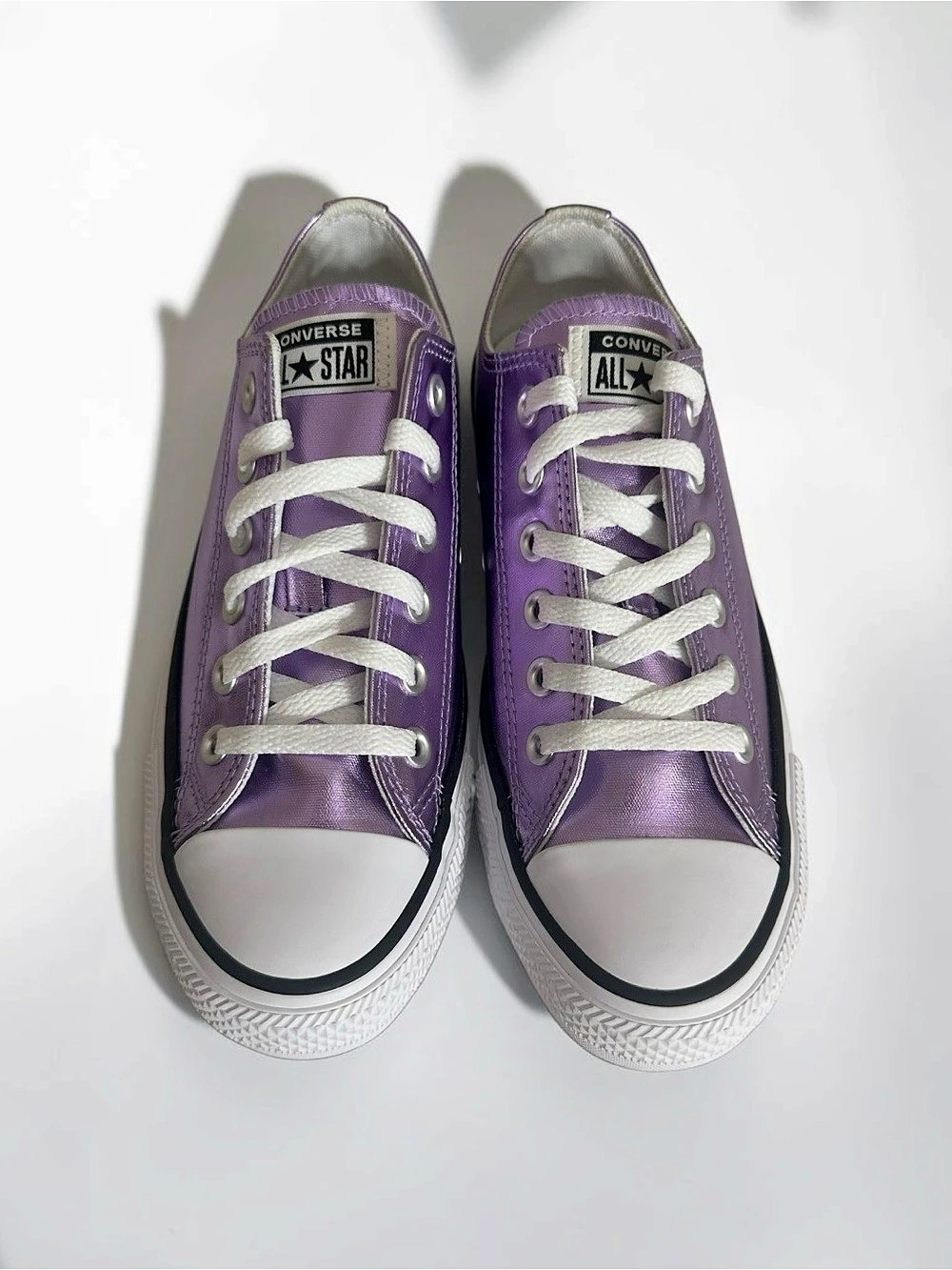 Converse Chuck Taylor All Star Metallic Purple Low Top Women’s 7 - Picture 3 of 8